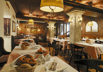 Hotel Goldener Hirsch, A Luxury Collection Hotel, 5*